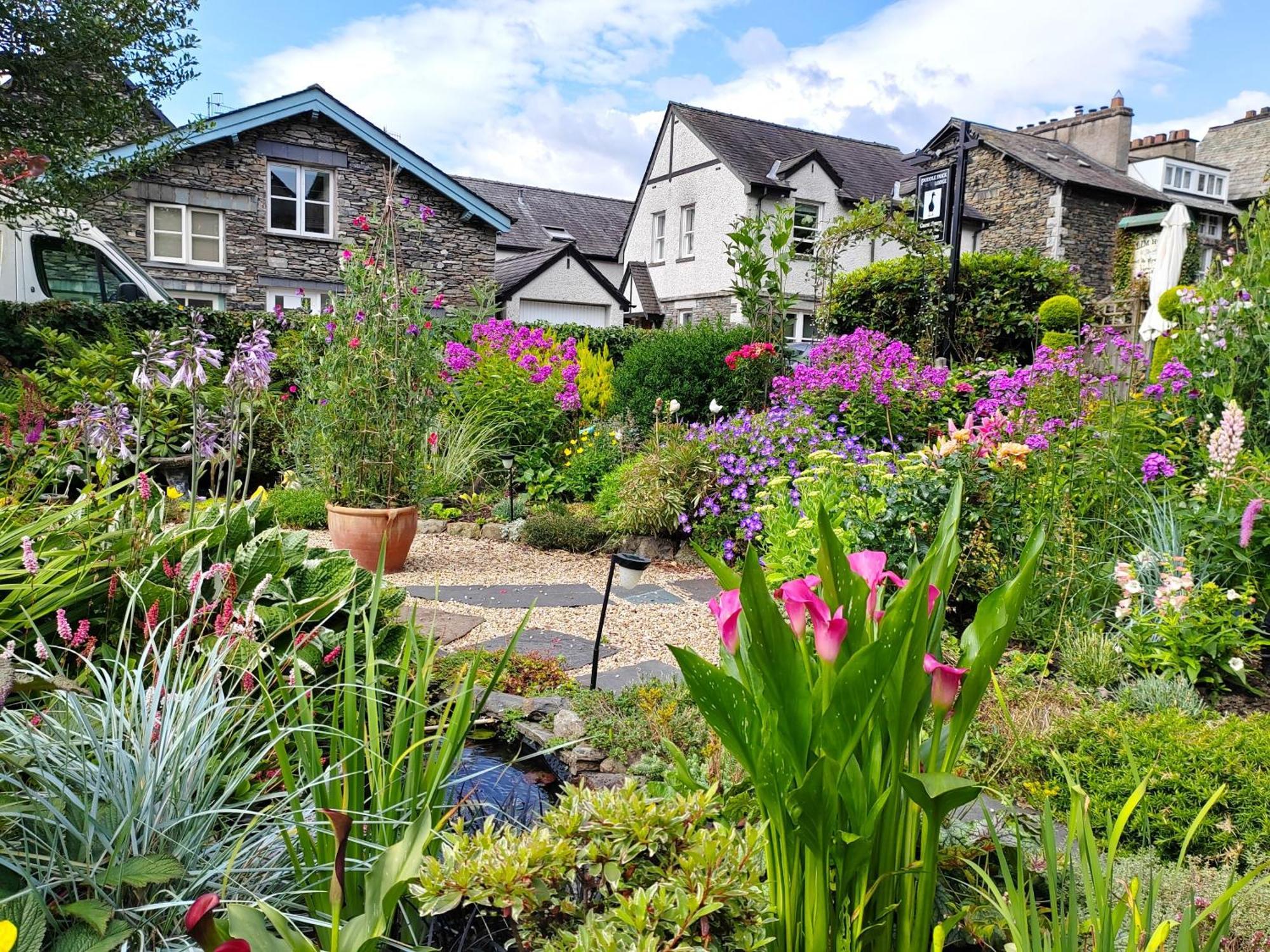 Puddle Duck Lodge - Adults Only Bowness-on-Windermere Esterno foto